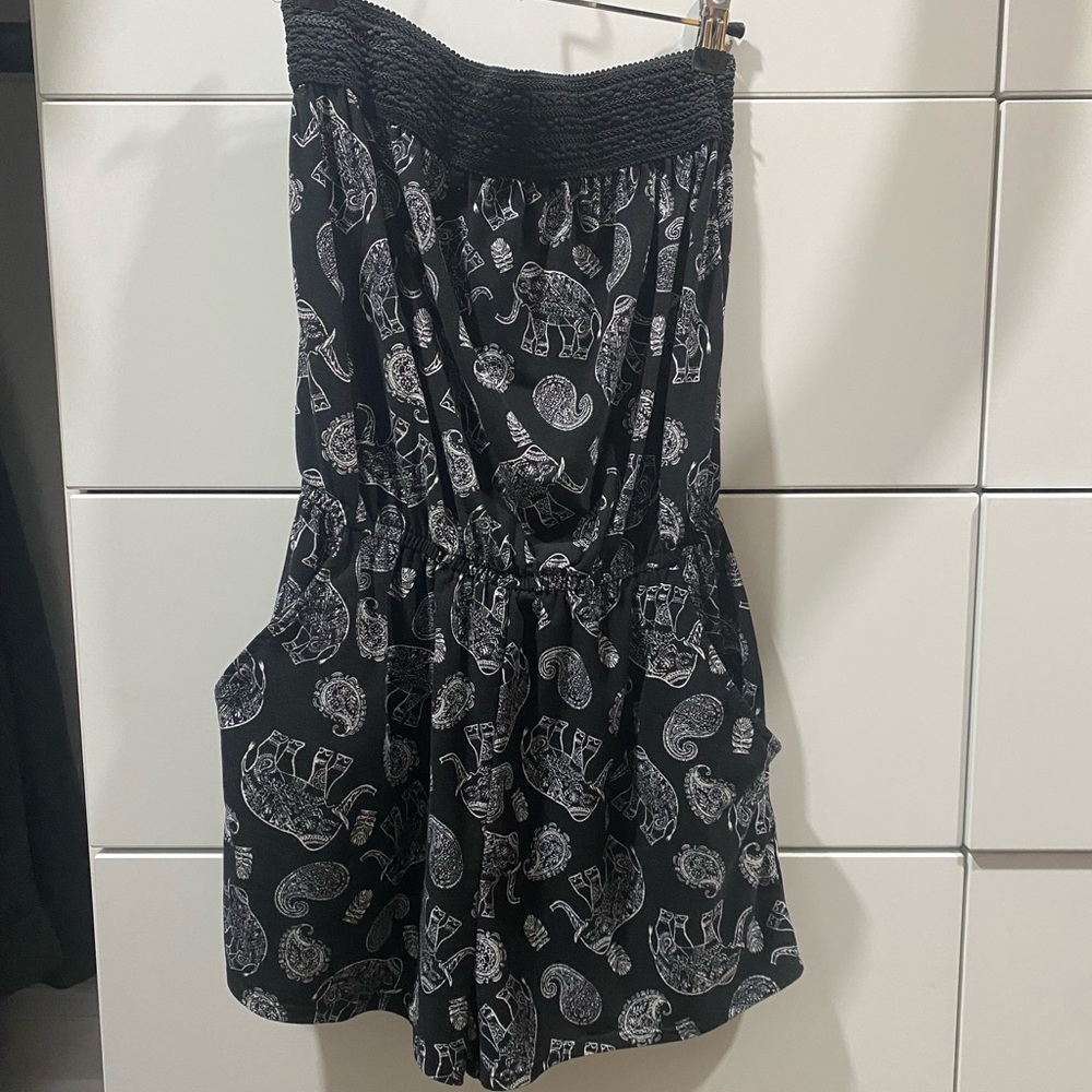 one-piece shorts (with pockets)
